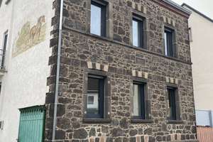 Viel Platz zum Wohnen: Einfamilienhaus in zentraler Lage