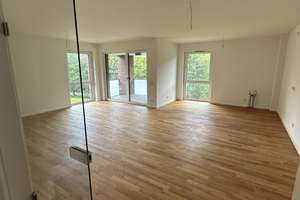 Leben am Wasser in extravaganter Lage - Imposante 4-Zimmer-Wohnung mit direktem Wasserblick