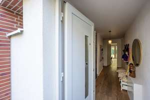 Modernes Reihenmittelhaus mit zwei TG-Stellplätzen in Neuehrenfeld – Die vollständige Adresse der Immobilie erhältst du vom Anbieter., 50825 Neuehrenfeld, Köln – Vorschaubild 5