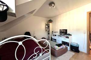 Traumwohnung mit Charakter – 4 Räume, Denkmalflair & Ausblick über Chemnitz – Die vollständige Adresse der Immobilie erhältst du vom Anbieter., 9113 Schloßchemnitz, Chemnitz – Vorschaubild 16