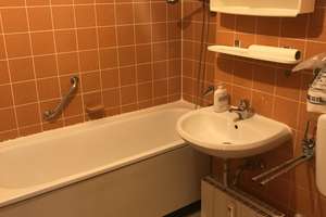 Ruhige 2-Zimmer-Wohnung mit Balkon WG-geeignet für Studentinnen / Azubis  – Gerhart-Hauptmann-Ring 7, 81737 Neuperlach, München – Vorschaubild 5