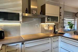 Komfortables Wohnen auf hohem Niveau auf ca. 140m² Wohnfläche, 5 Zimmern mit Garten, Garage und Pool – Die vollständige Adresse der Immobilie erhältst du vom Anbieter., 22117 Billstedt, Hamburg – Vorschaubild 14