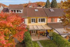 Ravensburg - Stadtnahe Halbhöhenlage 
Charmantes Reihenmittelhaus mit idyllischem Gartengrundstück – Die vollständige Adresse der Immobilie erhältst du vom Anbieter., 88212 Ravensburg – Vorschaubild 2