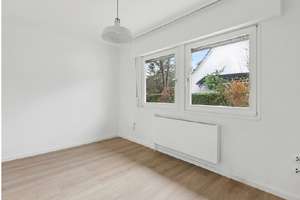 Provisionsfrei: Einzugsbereites Familienhaus in Berlin-Rudow – modernisiert & mit Garten – Lauchstädter Weg 30A, 12355 Rudow, Berlin – Vorschaubild 6