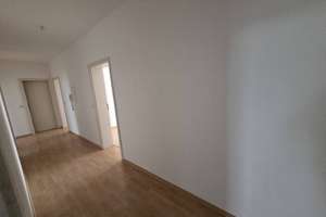 schöne große 3-Raum-Wohnung in Magdeburg-Stadtfeld zu vermieten – Schenkendorfstraße 11, 39108 Stadtfeld Ost, Magdeburg – Vorschaubild 7