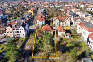 Ehemaliges Schwestern-/Vikarshaus in attraktiver Zentrumsrandlage – Graf-Stauffenberg-Straße 28/30, 6618 Naumburg (Saale) – Vorschaubild 1