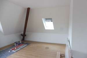 top renovierte 3-Zimmer-Dachterrassen-Wohnung – 93049 Westenviertel, Regensburg – Vorschaubild 2