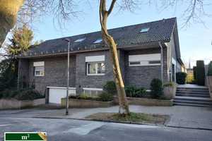 Großzügiges, ehemaliges Fabrikanten-Anwesen mit Doppelgarage und großem Grundstück in bester Lage – Remscheid – Vorschaubild 3