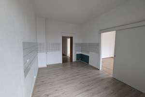 Alltagstaugliche 4,5 Zimmer Wohnung in Wuppertal – Arnoldstr. 1, 42275 Oberbarmen, Wuppertal – Vorschaubild 4