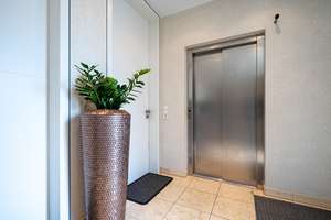 Krefeld-Verberg/Stadtwald! Exklusive Souterrain-Wohnung in moderner 4-Parteien-Architektenvilla – Die vollständige Adresse der Immobilie erhältst du vom Anbieter., 47802 Verberg, Krefeld – Vorschaubild 3