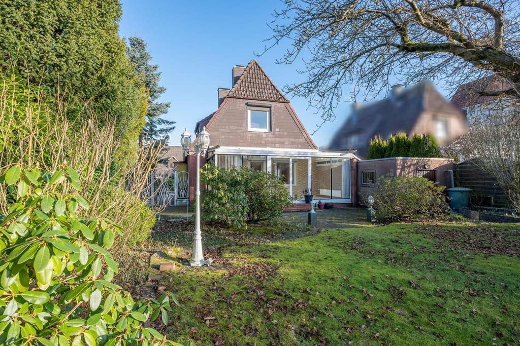 Immobilie in Kronshagen - Charmantes Siedlungshaus auf malerischem Grundstück - Bild 1