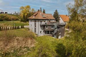 Ein Zuhause für Generationen – mit Raum für jeden Lebensentwurf und Arbeiten unter einem Dach – Die vollständige Adresse der Immobilie erhältst du vom Anbieter., 78669 Wellendingen – Vorschaubild 1