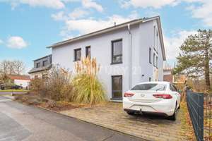 Ihr Eigenheim, das sich mitbezahlt – Modernes Wohnen plus Einliegerwohnung. – Die vollständige Adresse der Immobilie erhältst du vom Anbieter., 53501 Grafschaft – Vorschaubild 2