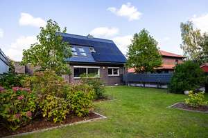 *** RIESEN GARAGE! - MODERNES HAUS mit PV in SELTENER SACKGASSENLAGE und SEHR GUTER ANBINDUNG *** – 27751 Ländlicher Osten, Delmenhorst – Vorschaubild 3