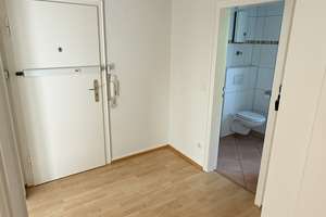Frisch renoviert -2-Zimmer (56,47 m²) mit Aquariusblick, EBK & Stellplatz in Mülheim-Styrum! – Moritzstraße 93, 45476 Styrum, Mülheim an der Ruhr – Vorschaubild 4