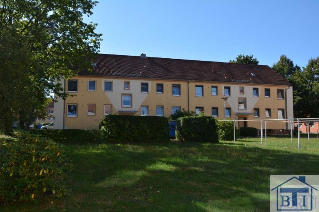 Immobilie in Schönau-Berzdorf auf dem Eigen - Vermietete Eigentumswohnung in Wohnsiedlung - Bild 1