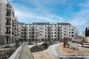 Offene Besichtigung diesen Samstag! EG-Wohnung u.a. mit zwei Terrassen, zwei Bädern, Garten und EBK – Hämmerlingstraße 138, 12555 Köpenick, Berlin – Vorschaubild 24
