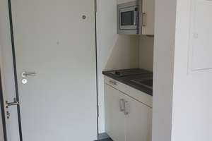 Studenten und Azubis aufgepasst - Wohnung mit Pantryküche und Balkon im Unicandis – Straubinger Straße 18, 93055 Ostenviertel, Regensburg – Vorschaubild 3