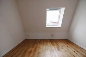 Wohnen mit Weitblick: Hochwertige 4-Raum-DG-Wohnung mit Balkon, auf Wunsch mit EBK – Dufourstraße  1, 4107 Zentrum-Süd, Leipzig – Vorschaubild 11