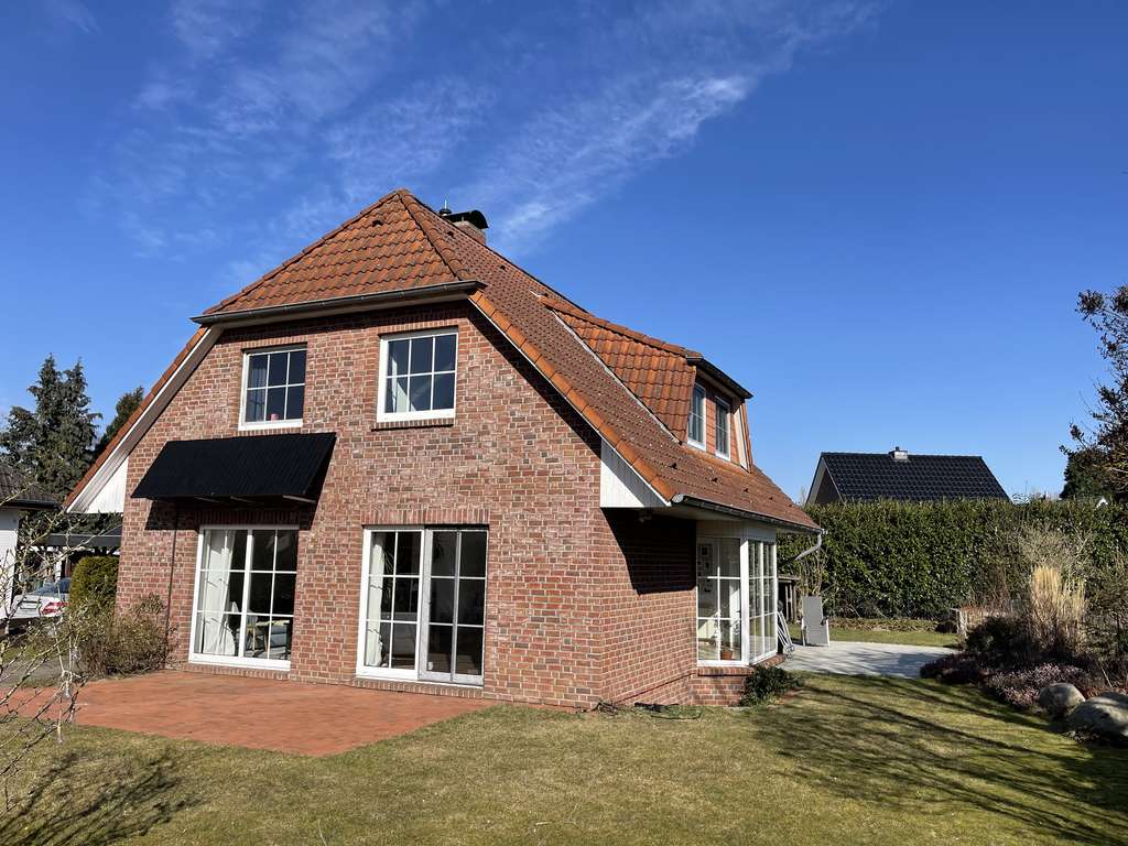 Immobilie in Bälau - Einfamilienhaus mit Südwest-Garten und Vollkeller – ruhig wohnen nahe Mölln - Bild 0