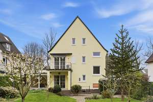 Traumhaus für Familien & Mehrgenerationenwohnen in Bestlage von Wattenscheid – direkt am Stadtgarten