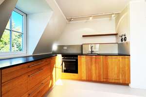DG-Wohnung mit Charme – 
in denkmalgeschützter Jugendstilvilla in Alt-Solln – Die vollständige Adresse der Immobilie erhältst du vom Anbieter., 81479 Solln, München – Vorschaubild 8