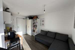 Ruhige 1 Zimmer Wohnung, teilmöbliert, hell, Einbauküche und moderne bodentiefe Dusche – Die vollständige Adresse der Immobilie erhältst du vom Anbieter., 86156 Bärenkeller, Augsburg – Vorschaubild 4