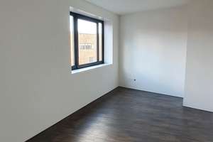 Hennef-Zentrum! Hochwertig modernisiertes 4-Zimmer-Haus mit EBK & großzügiger Dachterrasse! – Die vollständige Adresse der Immobilie erhältst du vom Anbieter., 53773 Hennef (Sieg) – Vorschaubild 25