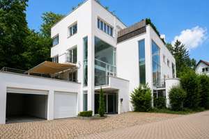 Helle 3-Zimmer-Maisonettewohnung mit Galerie und Balkon