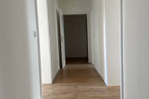 Nordstadt Hannover – Charmante sanierte 2-Zimmer-Wohnung mit besonderem Wohnambiente – Engelbosteler Damm 92, 30167 Nordstadt, Hannover – Vorschaubild 3