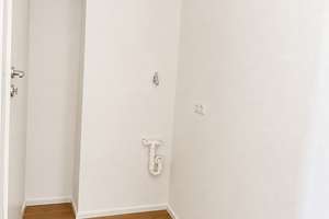 2-Zimmer Wohnung mit Balkon - Bezugsfrei – Wilhelmstraße 10, 46145 Sterkrade-Mitte, Oberhausen – Vorschaubild 3