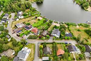 Herrlich! Wohnen am Wasser in herrlicher Ruhe – Herzogtum Lauenburg (Kreis) – Vorschaubild 1