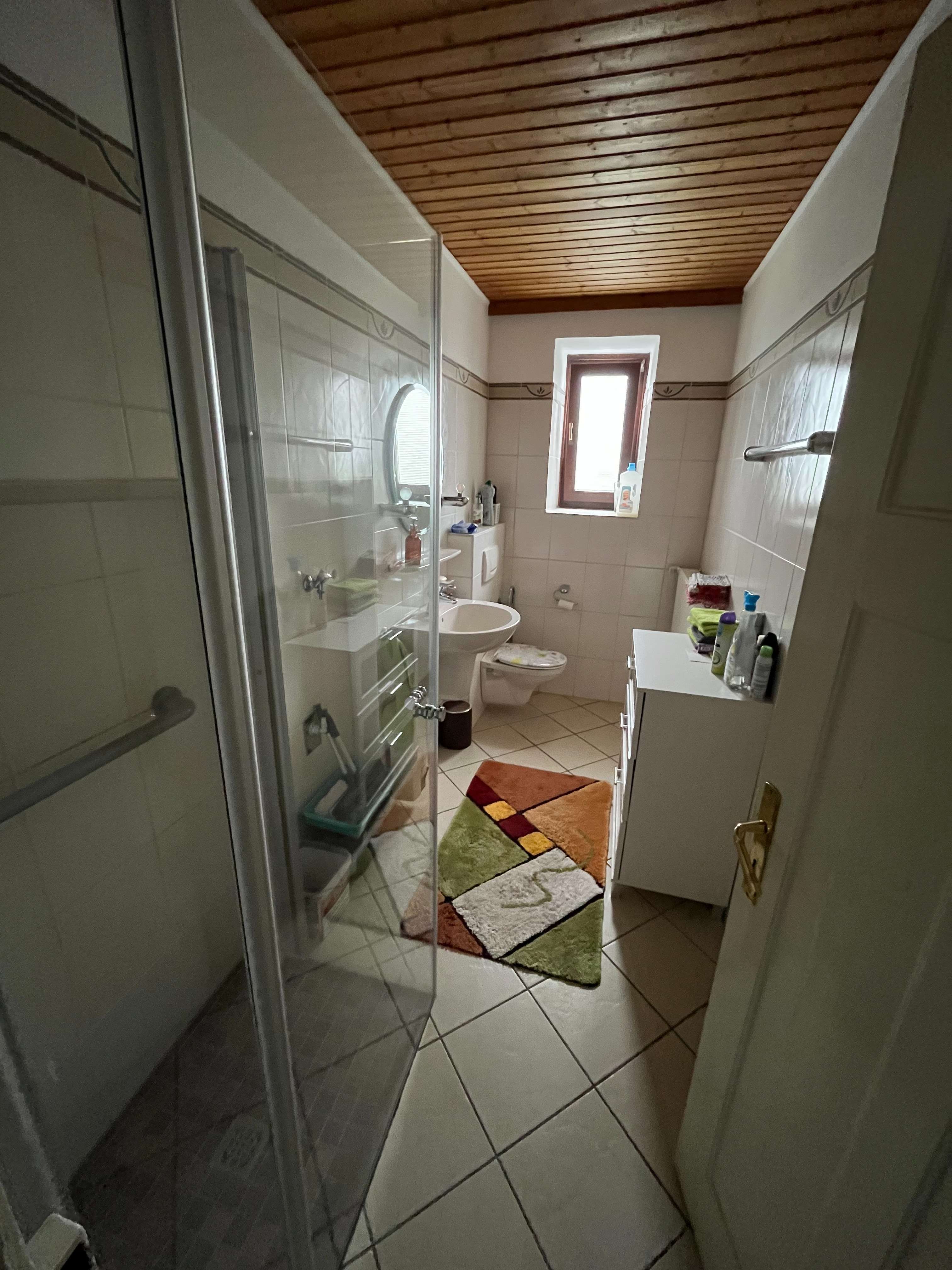 Immobilie in Welschbillig - Gepflegtes Mehrfamilienhaus mit wunderschönem Grundstück in Welschbillig - Bild 3