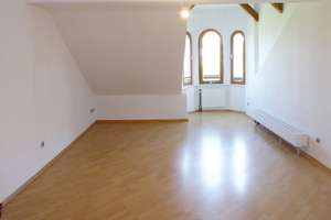 4-ZI-WOHNUNG MIT EBK IM 4. OG OHNE LIFT-OHNE BALKON IN JUGENDSTILHAUS IN RUHIGER UND ZENTRALER LAGE – Königswarterstraße 66, 90762 Stadtpark, Stadtgrenze, Fürth – Vorschaubild 3