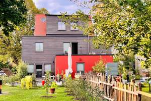 EINZIGARTIGE LAGE: Umfassend energetisch modernisiertes Haus mit 4 Wohnungen und sonnigem Garten im  – Die vollständige Adresse der Immobilie erhältst du vom Anbieter., 96106 Ebern – Vorschaubild 2