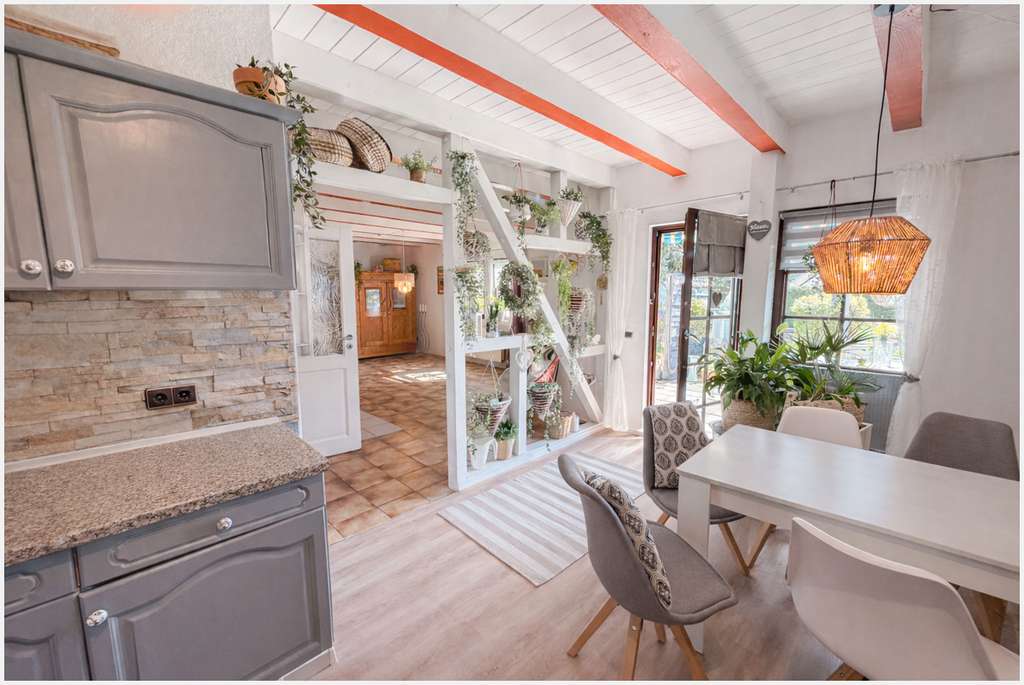 Immobilie in Reiskirchen - Endlich ins Eigenheim! Gemütliches Einfamilienhaus -sofort bezugsfrei- in Reiskirchen! - Bild 1