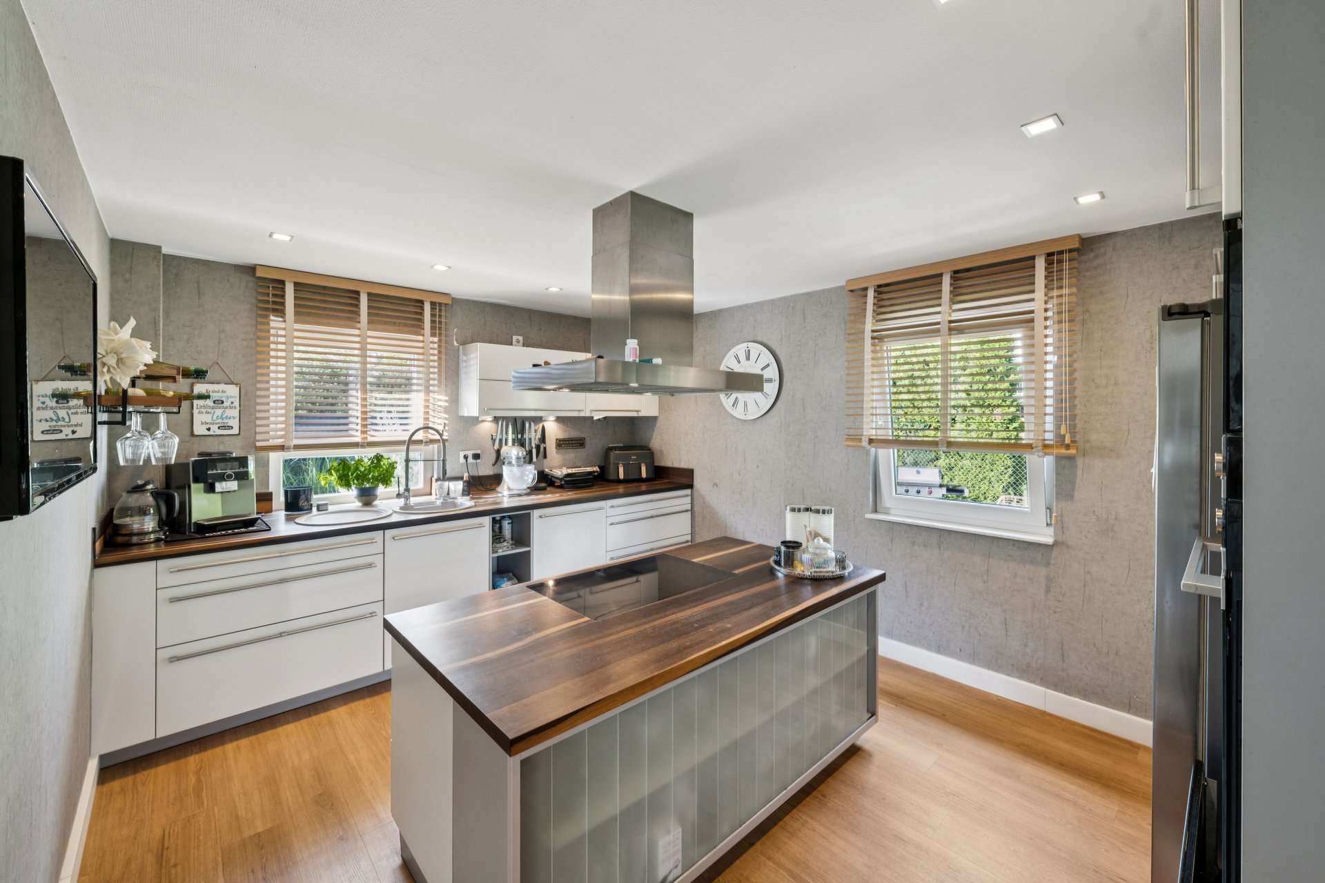 Immobilie in Eppertshausen - Modernes Zuhause mit Galeriearchitektur in ruhiger Lage - Bild 1