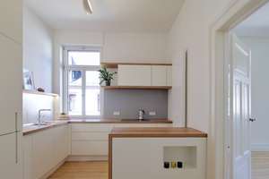 Seltene Gelegenheit: Schöne, top-renovierte 5ZKB Altbauwohnung in Heidelberg / Weststadt ohne Makler – Die vollständige Adresse der Immobilie erhältst du vom Anbieter., 69115 Weststadt, Heidelberg – Vorschaubild 2
