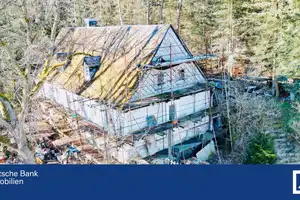 Historisches Einfamilienhaus auf großzügigem Grundstück!
 – Sächsische Schweiz-Osterzgebirge (Kreis) – Vorschaubild 1