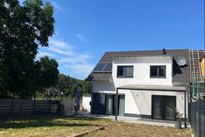 Familienidylle trifft Stadtkomfort - moderne Doppelhaushälfte in ruhiger, zentraler Wohnlage – Die vollständige Adresse der Immobilie erhältst du vom Anbieter., 53489 Sinzig – Vorschaubild 20