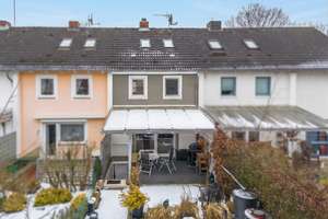 Zu Hause mit Kamin, Garten und Stellplatz