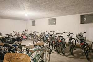 Urbanes Wohnen mit Wohlfühlfaktor – Helle 2-Zimmer-Wohnung mit Balkon und Außenstellplatz – Die vollständige Adresse der Immobilie erhältst du vom Anbieter., 86165 Lechhausen-Süd, Augsburg – Vorschaubild 14