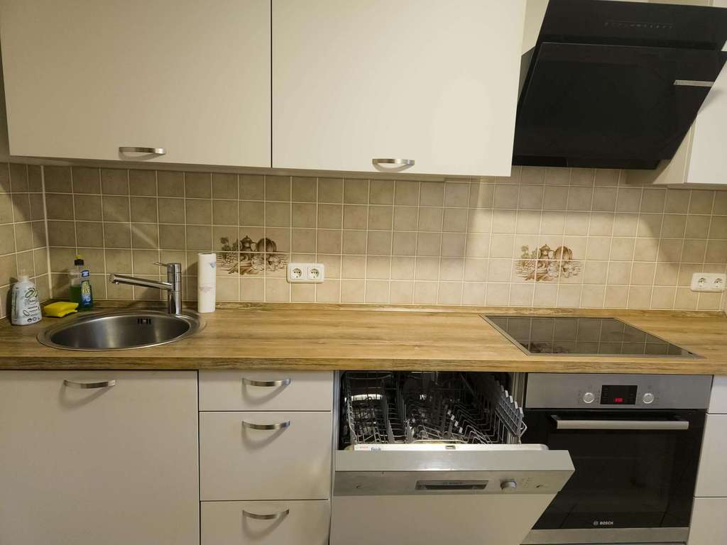 Immobilie in Nuthetal - Reihenhaus plus Tiefgaragenstellplatz am Rande Potsdams - Wohnen in den eigenen 4 Wänden - Bild 3