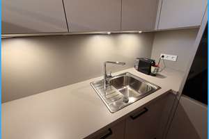 Luxuriöses, neu möbliertes Appartement - direkt bei der BMW FIZ-Windkanal - großer Balkon – Hamburger Str. 27, 80809 Am Riesenfeld, München – Vorschaubild 28