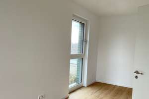 Modernes Wohnglück: Lichtdurchflutete 4-Zimmer-Wohnung mit Loggia + Einbauküche – Hildesheimer Straße 450, 30519 Wülfel, Hannover – Vorschaubild 15
