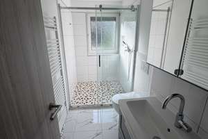 Kernsanierte 3 Zimmer Wohnung mit Gartenanteil, Balkon und Fußbodenheizung! – Hermann-Jansen-Straße 7, 65189 Südost, Wiesbaden – Vorschaubild 9