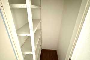 NEU!! Stilvolles, vollständig renoviertes Reihenhaus mit Garten und Einbauküche  – Wandersmannstraße 72d, 65205 Wiesbaden – Vorschaubild 12