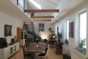 Außergewöhnliche 5-Zimmer Galeriewohnung mit Dachloggia
