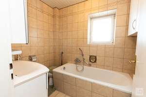 60-iger-Zwei-Fam.haus, großer Garten, 784 qm, Dop.garage +Carport, frei, ruhige Lage Gaimersheim – Die vollständige Adresse der Immobilie erhältst du vom Anbieter., 85080 Gaimersheim – Vorschaubild 12