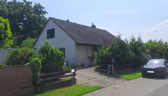 Bild von Großer Bungalow auf sehr schönem Grundstück in Winsen(A)-Meißendorf
